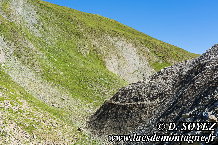 Photo n202207018
Glaciers rocheux des Ugousses (vers 2800m)(Queyras, Hautes-Alpes)
Clich Dominique SOYEZ
Copyright Reproduction interdite sans autorisation