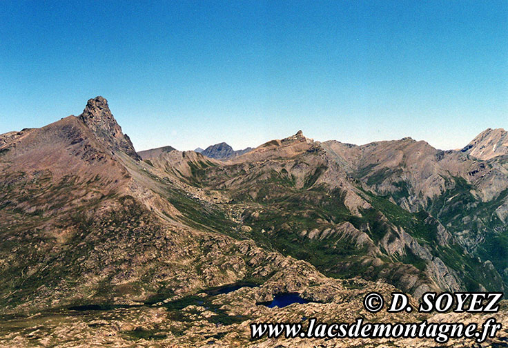 Photo n20050712
Lacs du col de Longet (2655m) (Haute Ubaye, Alpes de Haute Provence)
Clich Dominique SOYEZ
Copyright Reproduction interdite sans autorisation