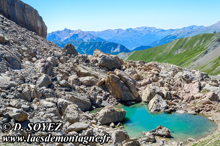 Photo n201307096
Lac des Neuf couleurs (2711m) (la Mortice, Haute Ubaye, Alpes-de-Haute-Provence)
Clich Dominique SOYEZ
Copyright Reproduction interdite sans autorisation