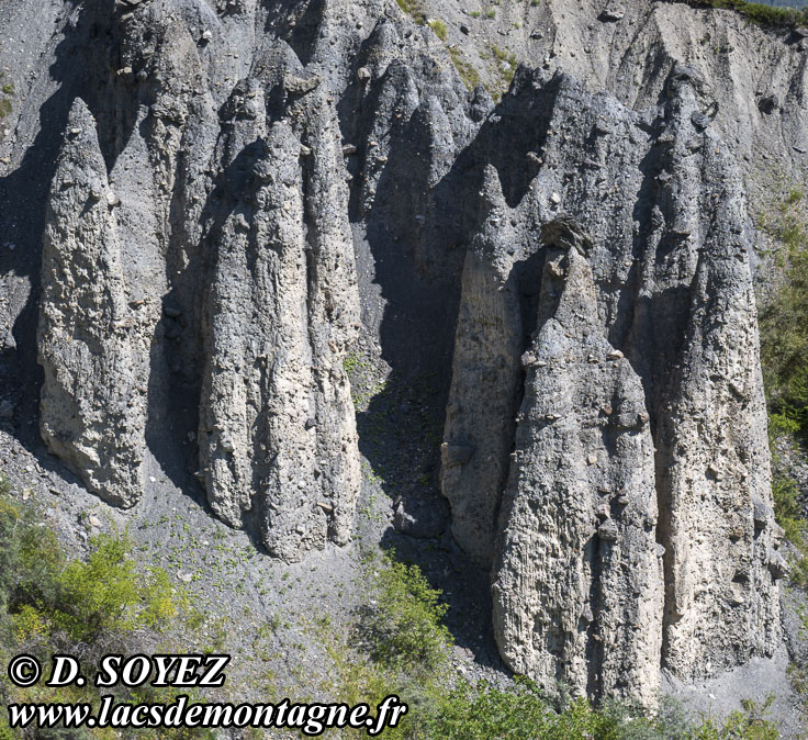 Photo n�202607003
Les demoiselles d�coiff�es du ravin des Murati�res
Saint-Paul-sur-Ubaye
Alpes-de-Haute-Provence
Clich� Dominique SOYEZ
Copyright Reproduction interdite sans autorisation