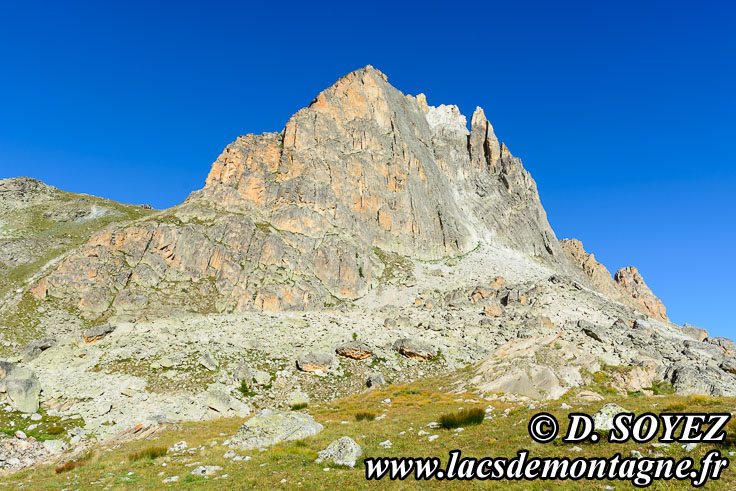 Photo n202007001
Face EST de lAiguille Large (2857m) (Haute Ubaye, Alpes de Haute Provence)
Clich Dominique SOYEZ
Copyright Reproduction interdite sans autorisation