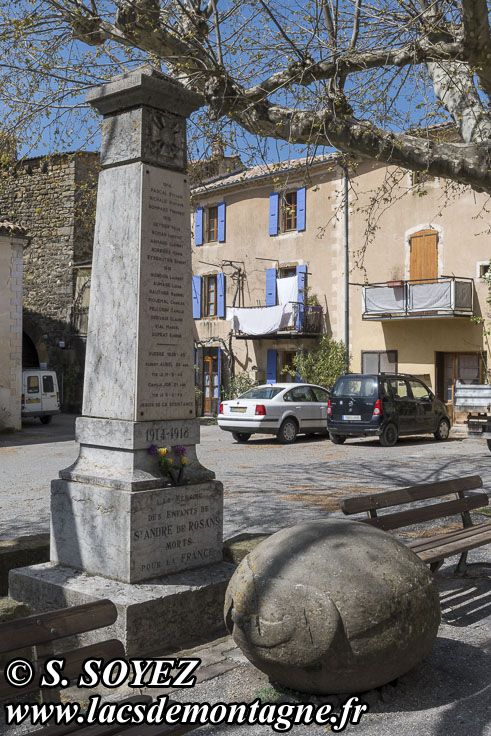 Photo n202404016
Boules de grs de Saint-Andr-de-Rosans (745m) (Baronnies, Hautes-Alpes)
Clich Serge SOYEZ
Copyright Reproduction interdite sans autorisation