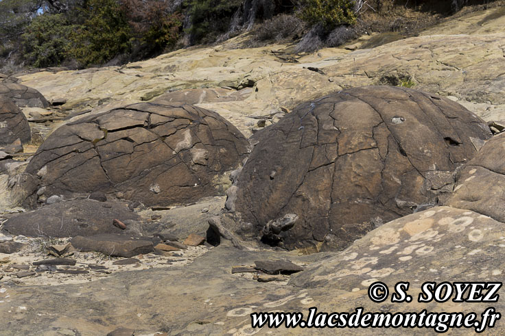 Photo n202404022
Boules de grs de Saint-Andr-de-Rosans (745m) (Baronnies, Hautes-Alpes)
Clich Serge SOYEZ
Copyright Reproduction interdite sans autorisation