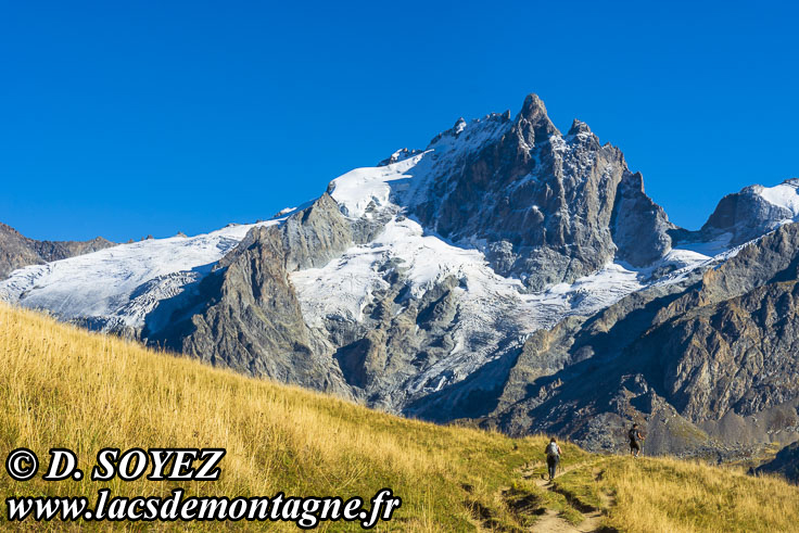 Photo n202209017
Lac Lri (2375m) (Plateau d'Emparis, Grandes Rousses, Hautes-Alpes)
Clich Dominique SOYEZ
Copyright Reproduction interdite sans autorisation