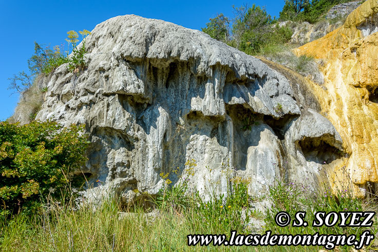 Photo n201807055
Fontaine de Rotier (900m) (Rotier, Guillestrois, Hautes-Alpes)
Clich Serge SOYEZ
Copyright Reproduction interdite sans autorisation