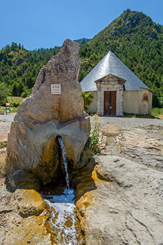 Source thermominrale du plan de Phazy,
Guillestre et Risoul, Hautes-Alpes