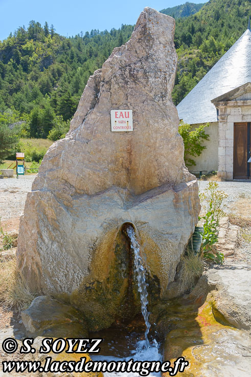 Photo n201807064
Source thermominrale de plan de Phazy (887m) (Guillestre, Hautes-Alpes)
Clich Serge SOYEZ
Copyright Reproduction interdite sans autorisation