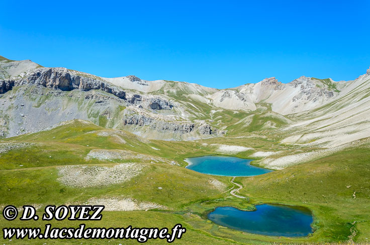 Photo n201507111
Lac Escur (2323m) et Petit lac Escur (2319m) (Guillestrois, Queyras, Hautes-Alpes)
Clich Dominique SOYEZ
Copyright Reproduction interdite sans autorisation