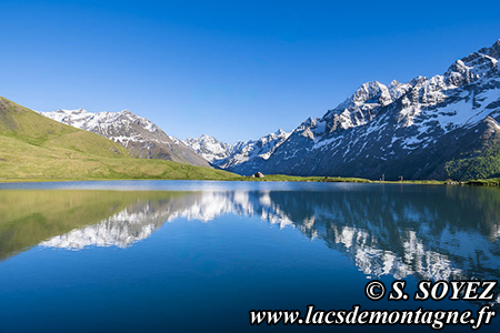 Lac du Pontet (1982m)
(Villar-d'Ar�ne, Hautes-Alpes)
Clich� Serge SOYEZ
Copyright Reproduction interdite sans autorisation