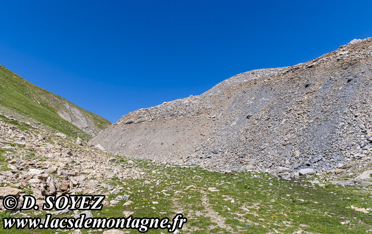 Photo n202307037
Glaciers rocheux des Ugousses (vers 2800m)(Queyras, Hautes-Alpes)
Clich Dominique SOYEZ
Copyright Reproduction interdite sans autorisation
