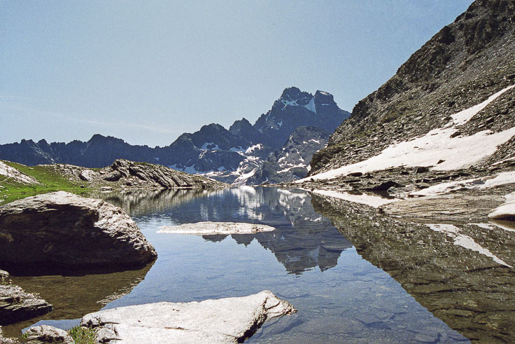 Photo n20090746NDH_art_096dpi
Lac de Clot Sabl (2720m) (Queyras, Hautes-Alpes)
Clich Dominique SOYEZ
Copyright Reproduction interdite sans autorisation