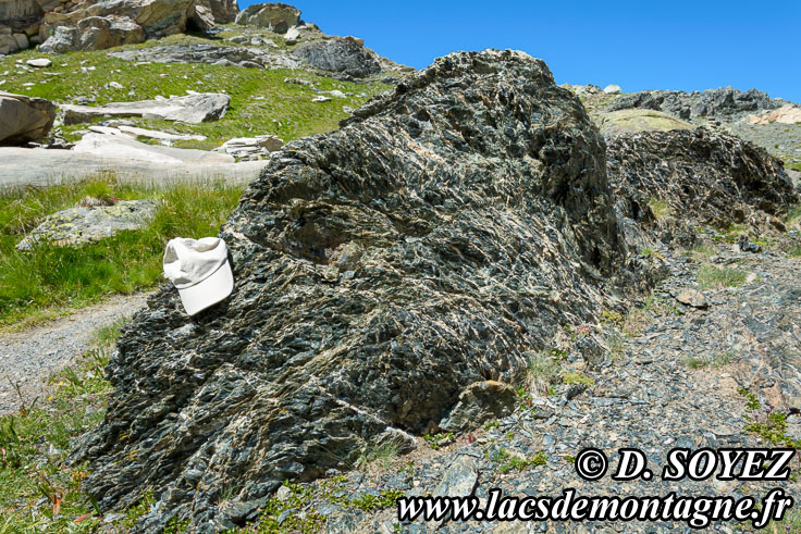 Photo n201607115
Lac Blanchet suprieur (2810m): un lac au fond de l'ocan  3000m d'altitude! (Queyras, Hautes-Alpes)
Clich Dominique SOYEZ
Copyright Reproduction interdite sans autorisation