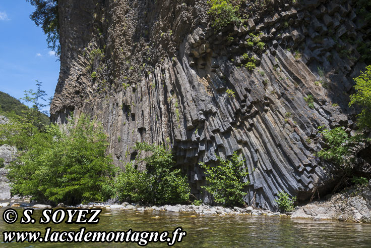 Photo n�202605003
Orgues volcaniques de Jaujac (379m) (Jaujac, Vivarais, Ard�che)
Clich� Serge SOYEZ
Copyright Reproduction interdite sans autorisation