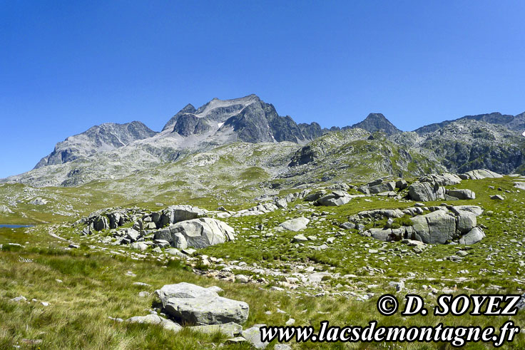 Photo nPanorama_jeplan
Lac Jeplan (2152m) (Sept-Laux, Isre)
Clich Dominique SOYEZ
Copyright Reproduction interdite sans autorisation