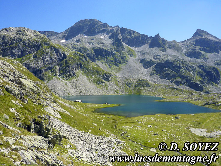Photo nP1000727
Lac de la Corne (2096m) (Sept-Laux, Isre)
Clich Dominique SOYEZ
Copyright Reproduction interdite sans autorisation