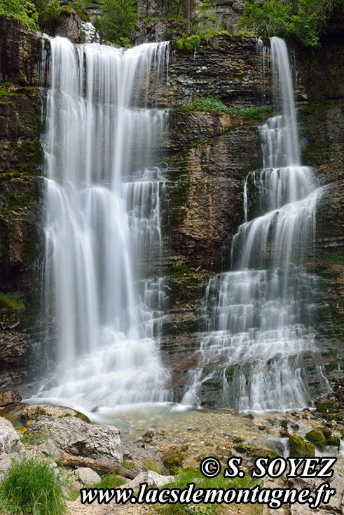 Photo n201606005
Cascade infrieure du Cirque de Saint-Mme (1037 m),
Chartreuse, limite Isre-Savoie
Clich Serge SOYEZ
Copyright Reproduction interdite sans autorisation