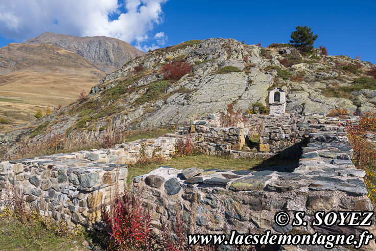 Photo n�202510038
Site arch�ologique de Brandes (Alpe-d'Huez, Les Grandes Rousses, Is�re)
Clich� Serge SOYEZ
Copyright Reproduction interdite sans autorisation
