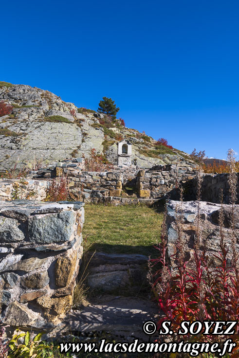Photo n�202510040
Site arch�ologique de Brandes (Alpe-d'Huez, Les Grandes Rousses, Is�re)
Clich� Serge SOYEZ
Copyright Reproduction interdite sans autorisation
