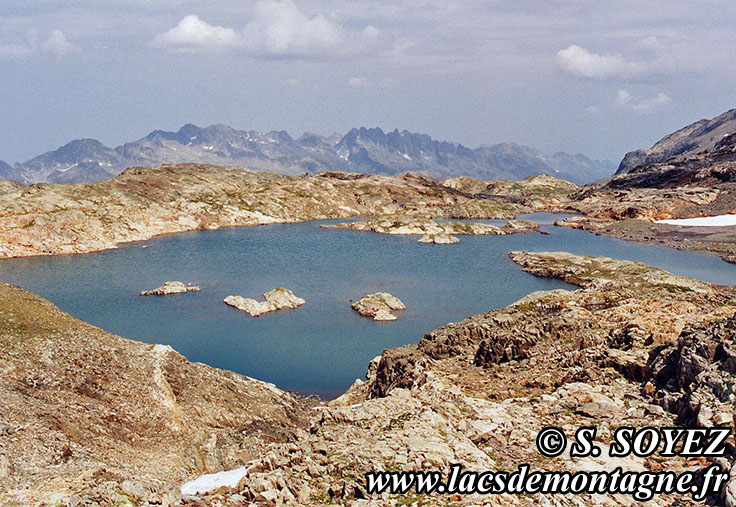 Photo n19940804
Lac du Milieu (2675m) (Les Petites Rousses, Isre)
Clich Serge SOYEZ
Copyright Reproduction interdite sans autorisation