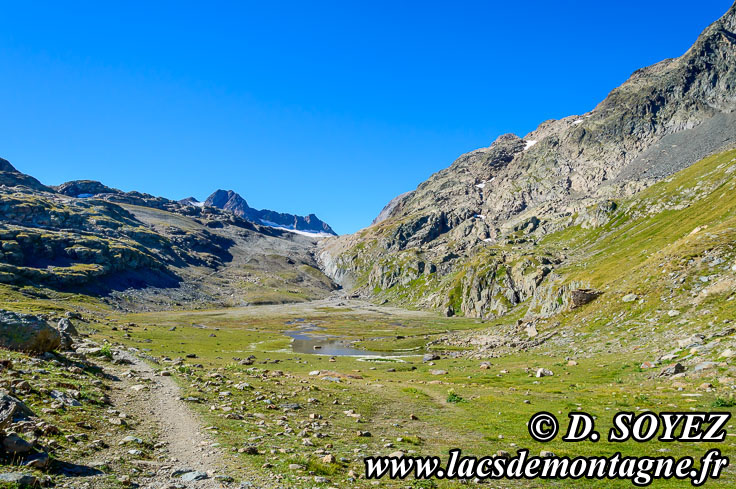 Photo n201208034
Lac Tournant (2502m) (Les Grandes Rousses, Savoie)
Clich Dominique SOYEZ
Copyright Reproduction interdite sans autorisation